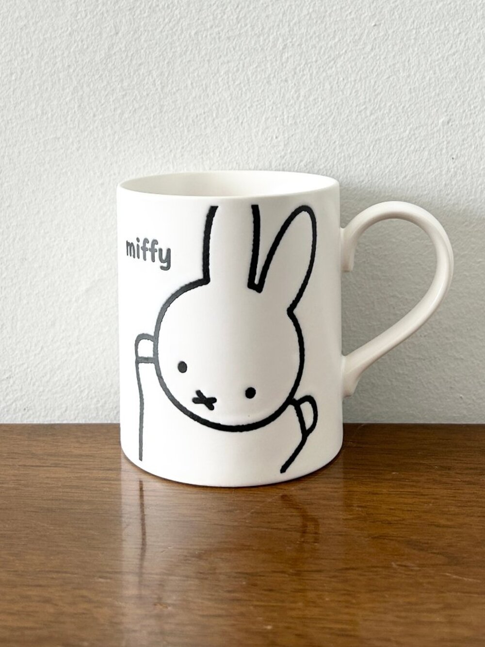 White MIFFY Friend Mug 9 Oz Minimalist Ceramic Coffee Cup Dick Bruna Japan